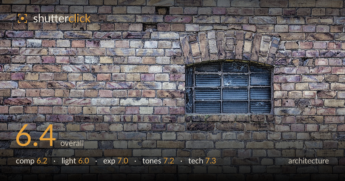 architecture photo critique card